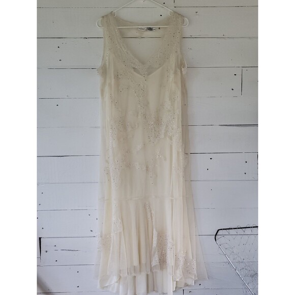 Newport News Dresses & Skirts - Ivory bridal gown (AE65)